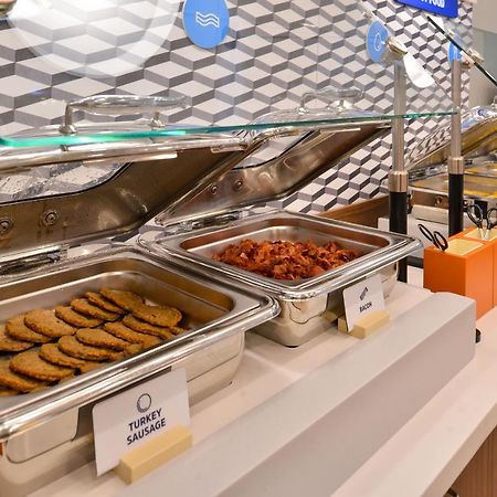 Holiday Inn Express Hotel & Suites Manteca By Ihg Εξωτερικό φωτογραφία