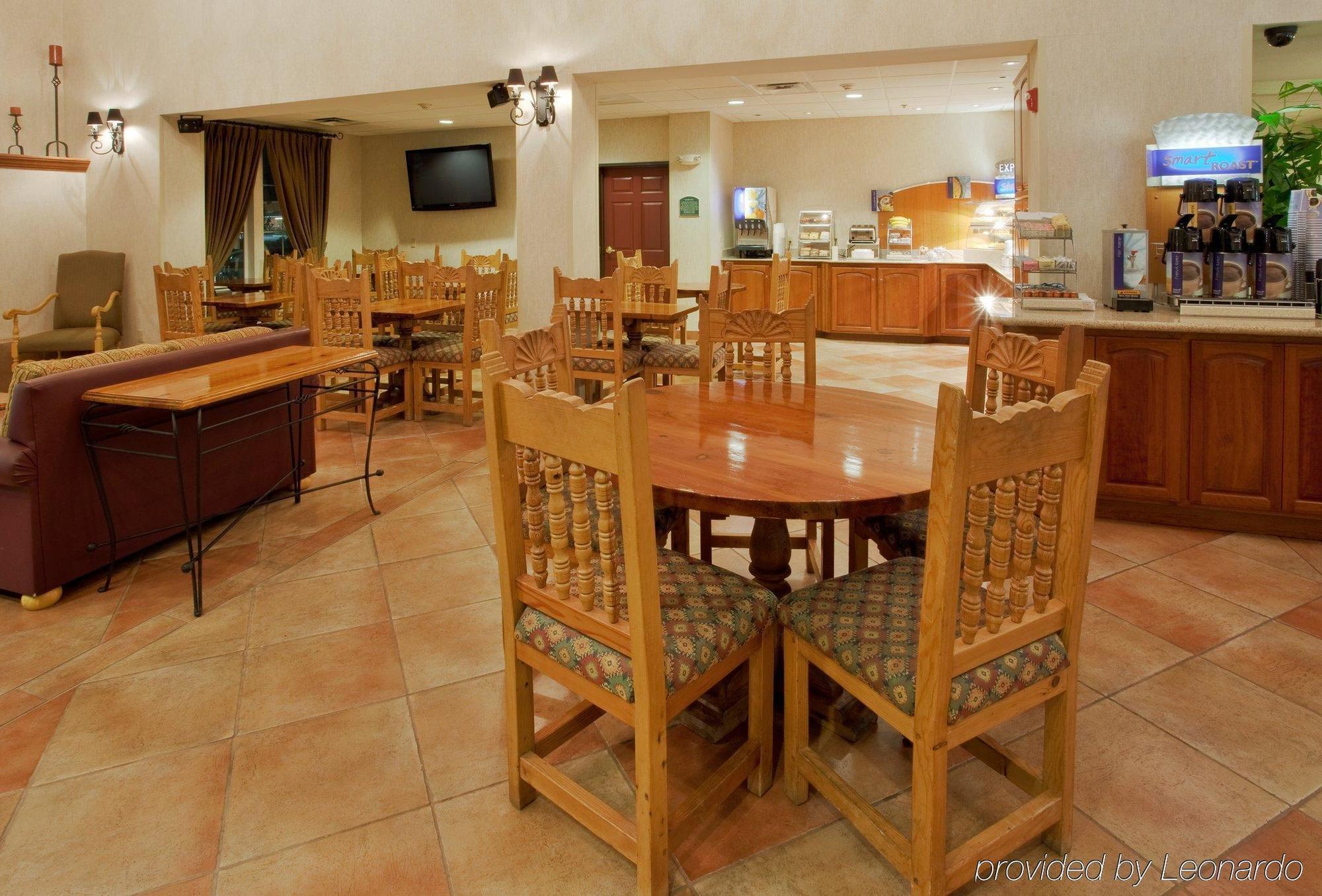 Holiday Inn Express Hotel & Suites Manteca By Ihg Εστιατόριο φωτογραφία
