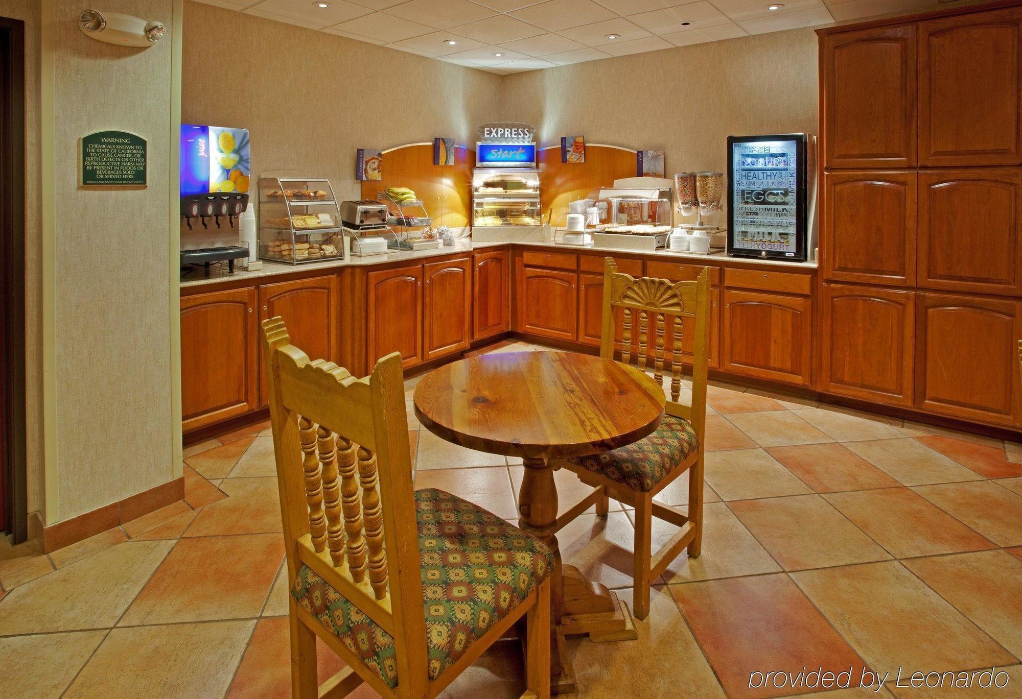 Holiday Inn Express Hotel & Suites Manteca By Ihg Εξωτερικό φωτογραφία