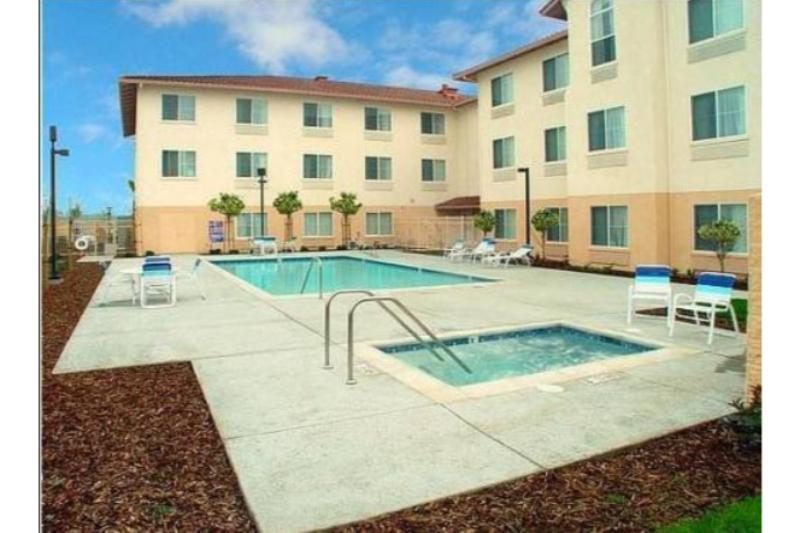 Holiday Inn Express Hotel & Suites Manteca By Ihg Εξωτερικό φωτογραφία
