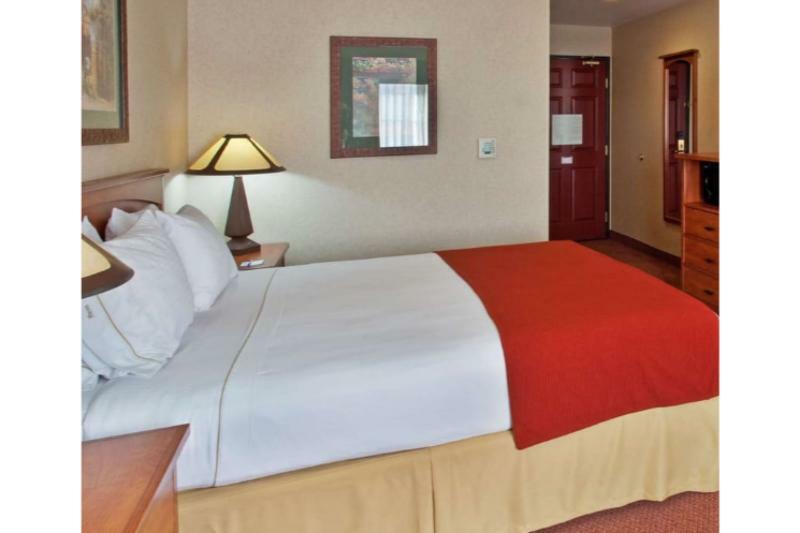 Holiday Inn Express Hotel & Suites Manteca By Ihg Εξωτερικό φωτογραφία
