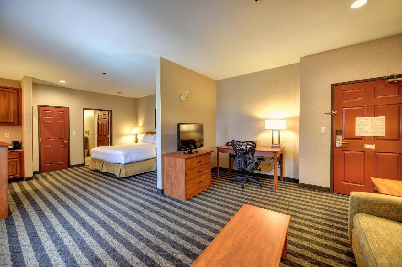 Holiday Inn Express Hotel & Suites Manteca By Ihg Εξωτερικό φωτογραφία