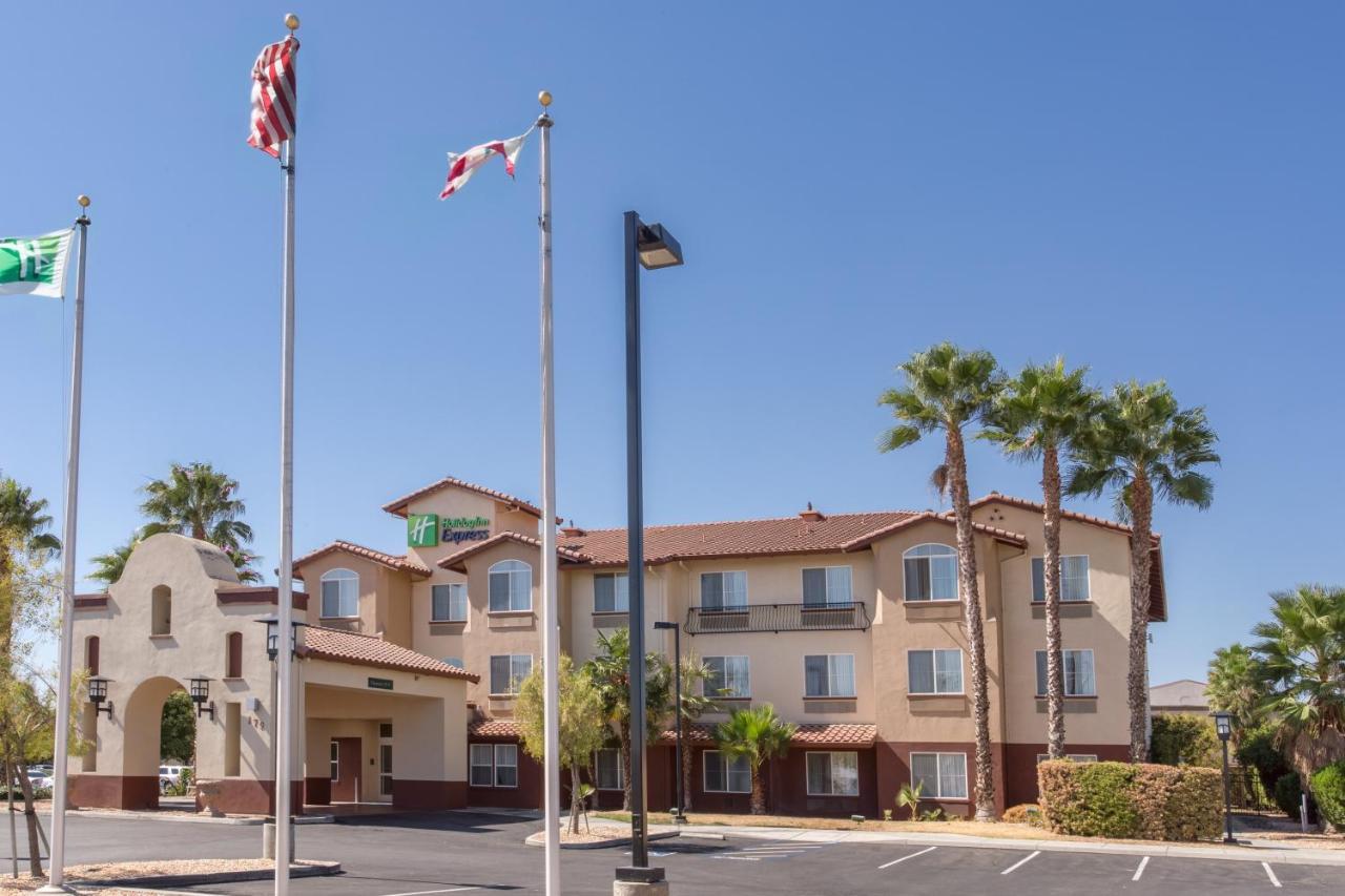 Holiday Inn Express Hotel & Suites Manteca By Ihg Εξωτερικό φωτογραφία