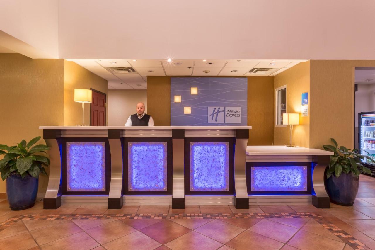 Holiday Inn Express Hotel & Suites Manteca By Ihg Εξωτερικό φωτογραφία